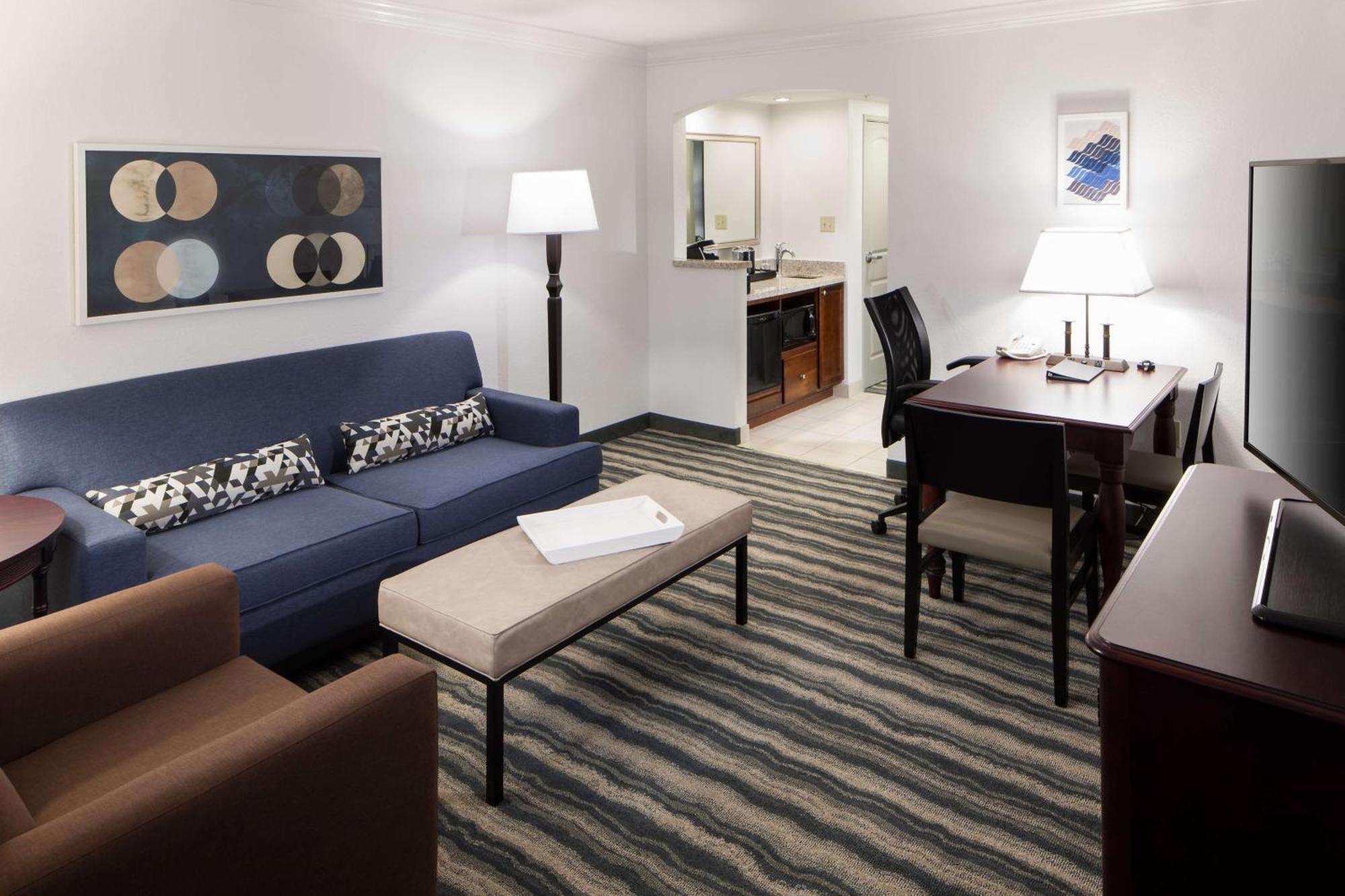 Embassy Suites By Hilton Tampa Brandon Heartland Kültér fotó