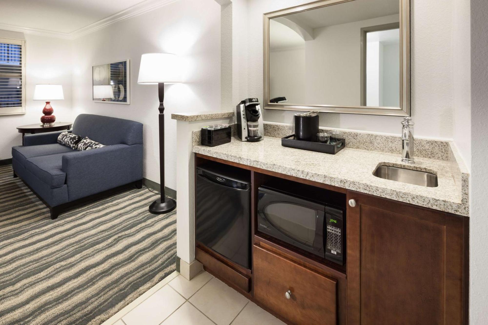 Embassy Suites By Hilton Tampa Brandon Heartland Kültér fotó