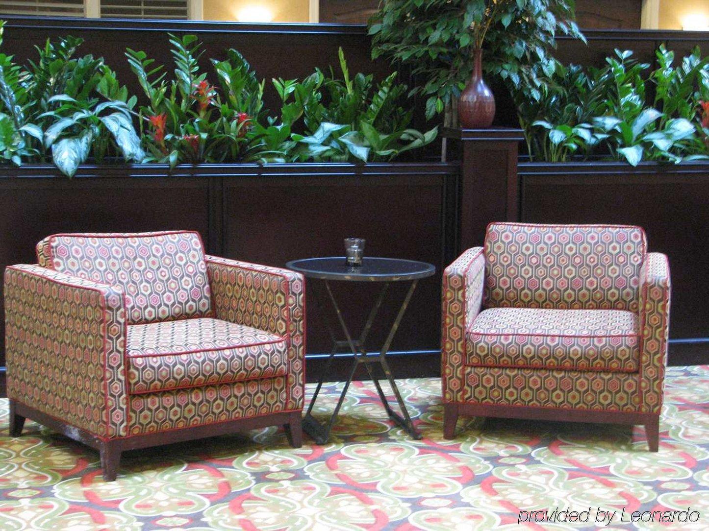 Embassy Suites By Hilton Tampa Brandon Heartland Beltér fotó