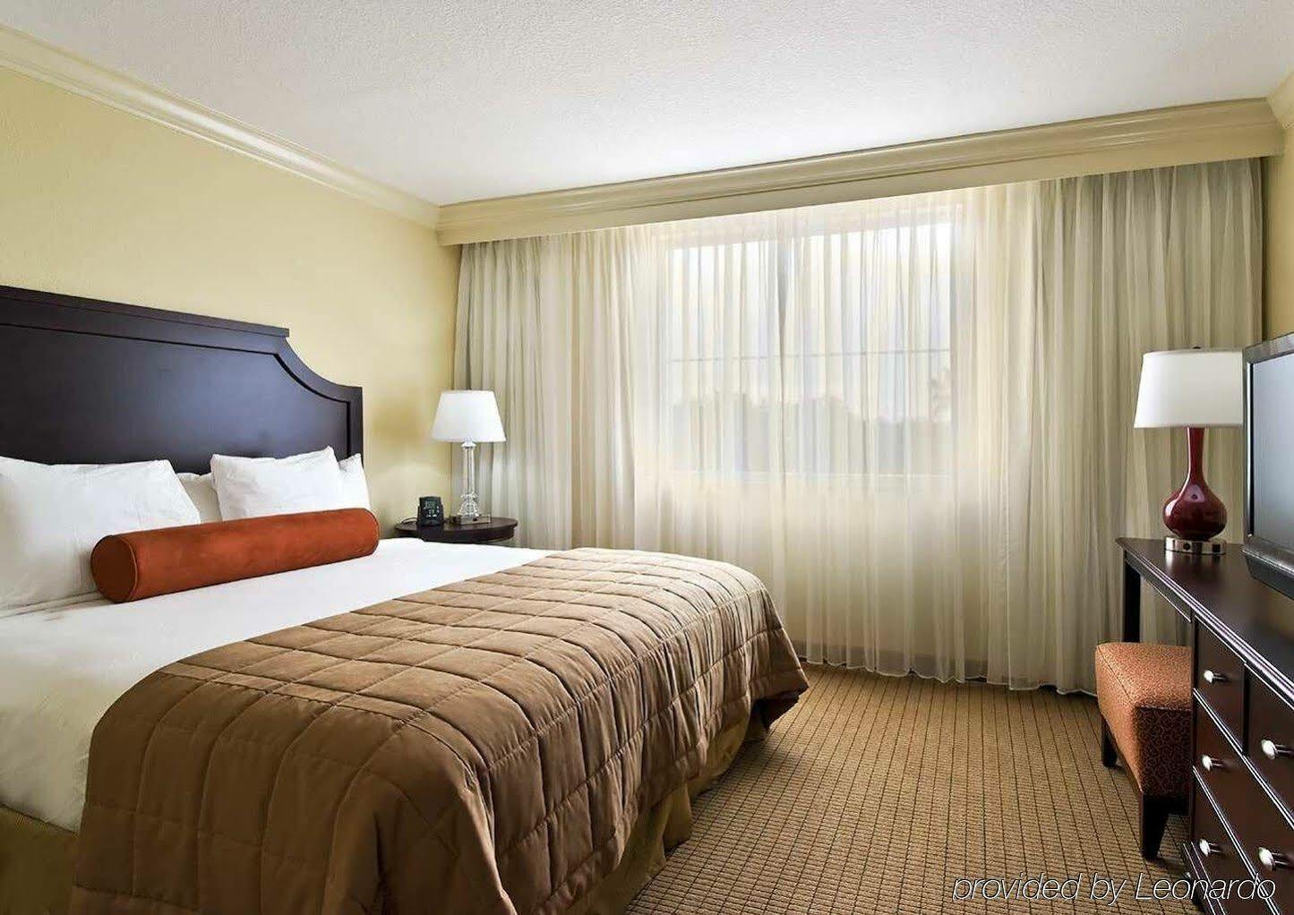 Embassy Suites By Hilton Tampa Brandon Heartland Kültér fotó
